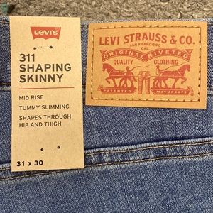 Levi’s 311 Shaping Skinny 31x30